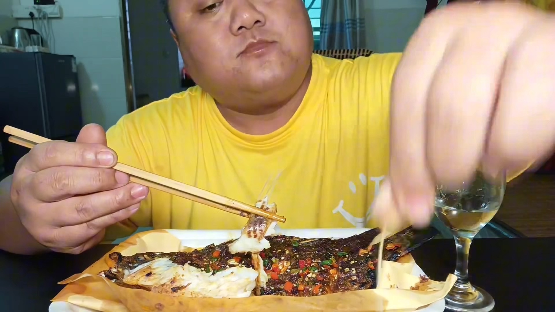 《剑星》女主体模在线求装：快给我这件比基尼！